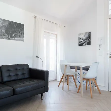 Almamater Lisbon Apartments-3