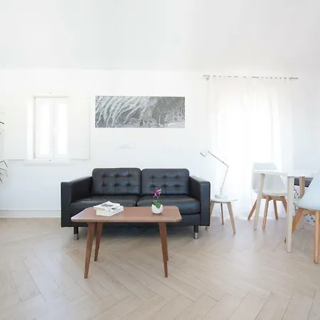 Almamater Lisbon Apartments-2