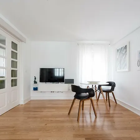 Almamater Lisbon Apartments-3